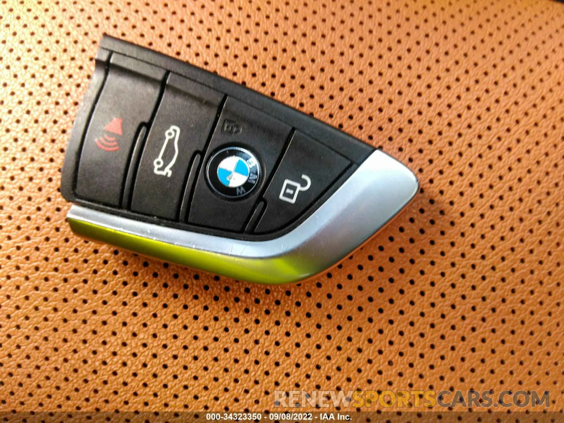 11 fotografías del automóvil dañado WBA13BJ07MCF08590 BMW 5 SERIES 2021