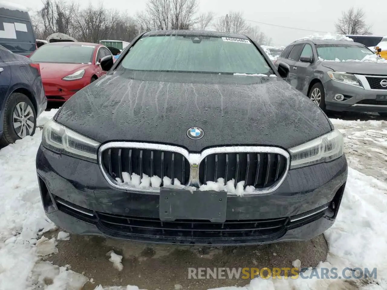 5 fotografías del automóvil dañado WBA13BJ07MCF68160 BMW 5 SERIES 2021