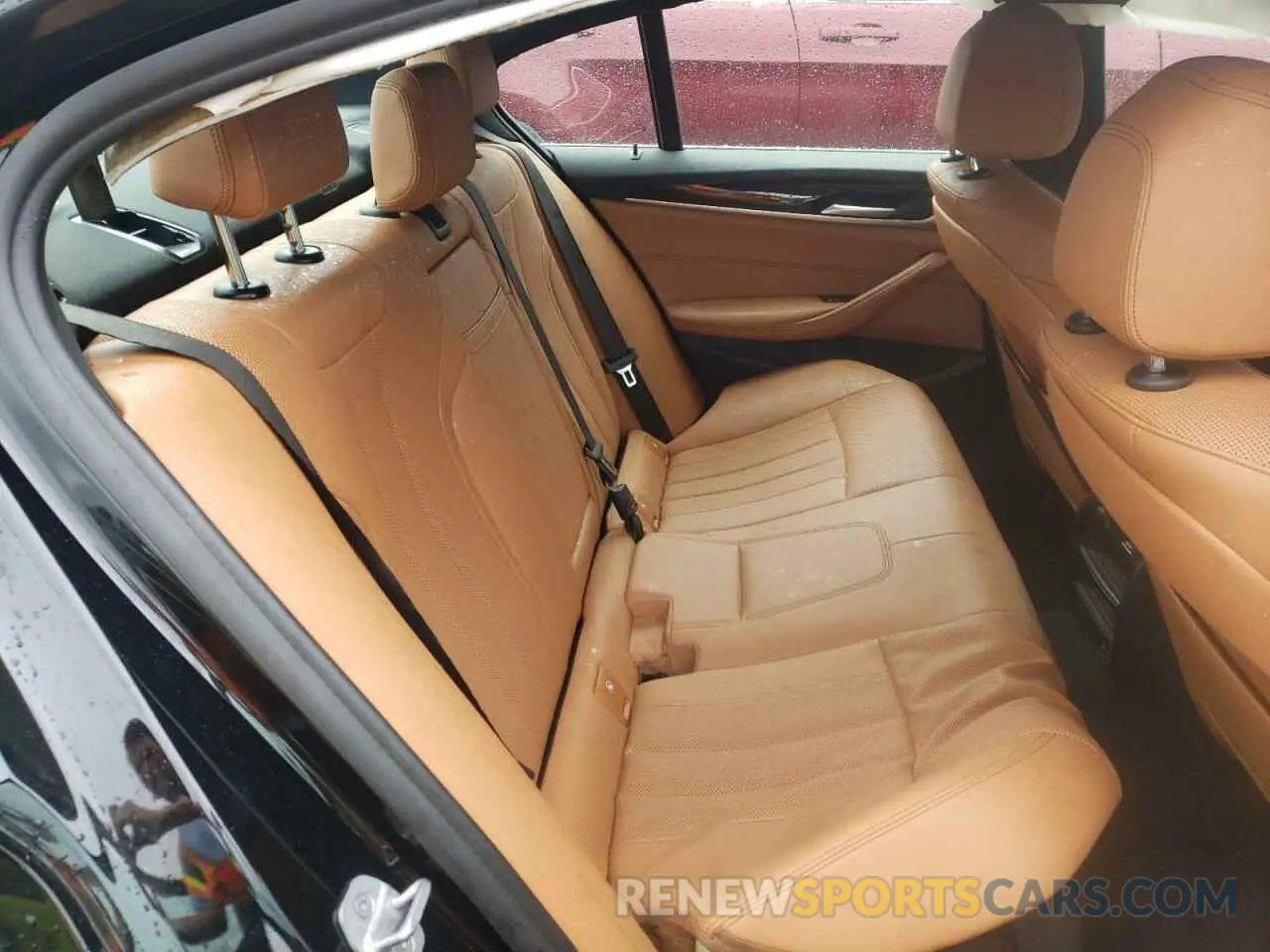 6 fotografías del automóvil dañado WBA13BJ09MWW96749 BMW 5 SERIES 2021