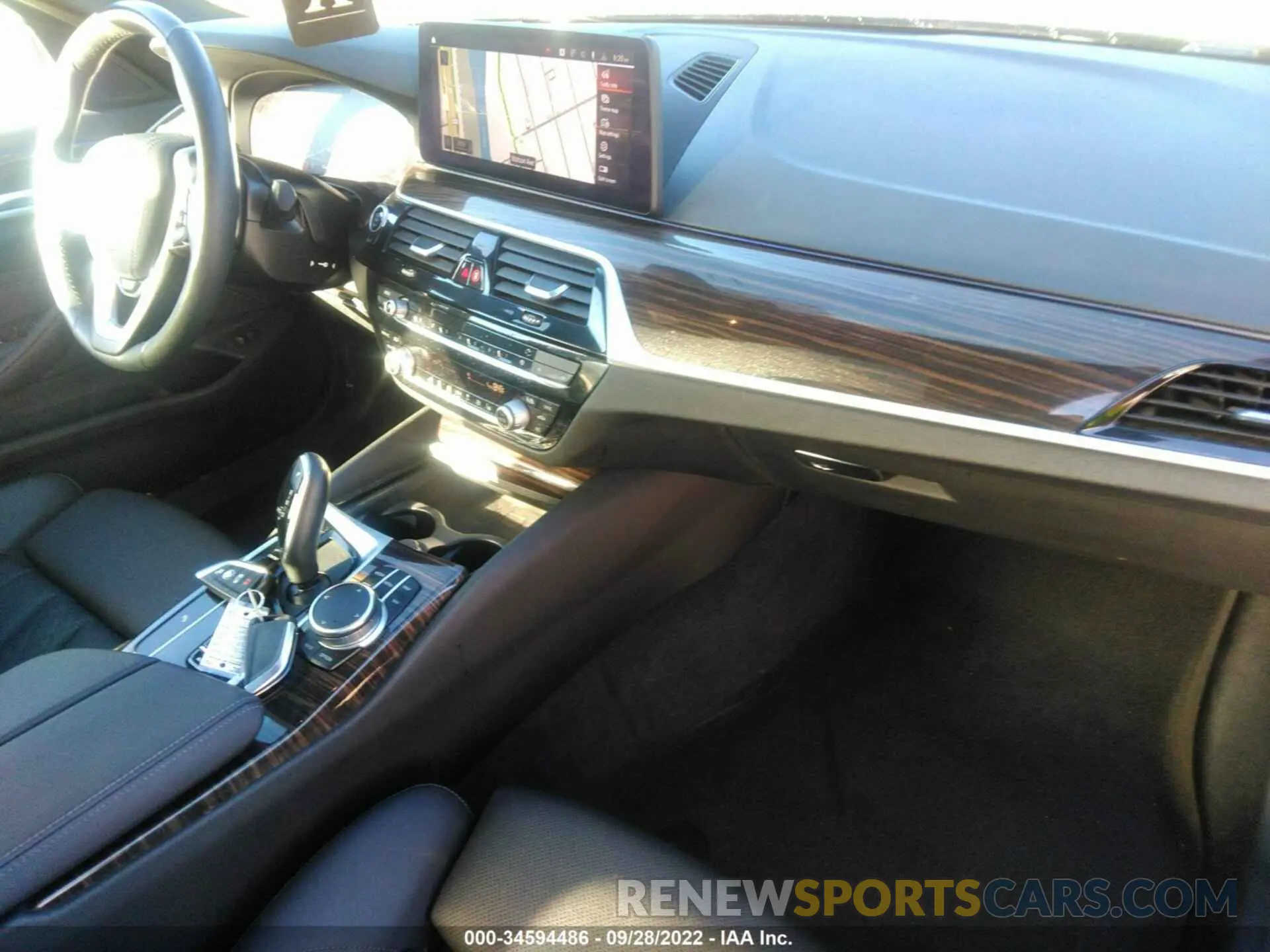 5 fotografías del automóvil dañado WBA13BJ0XMCF93733 BMW 5 SERIES 2021