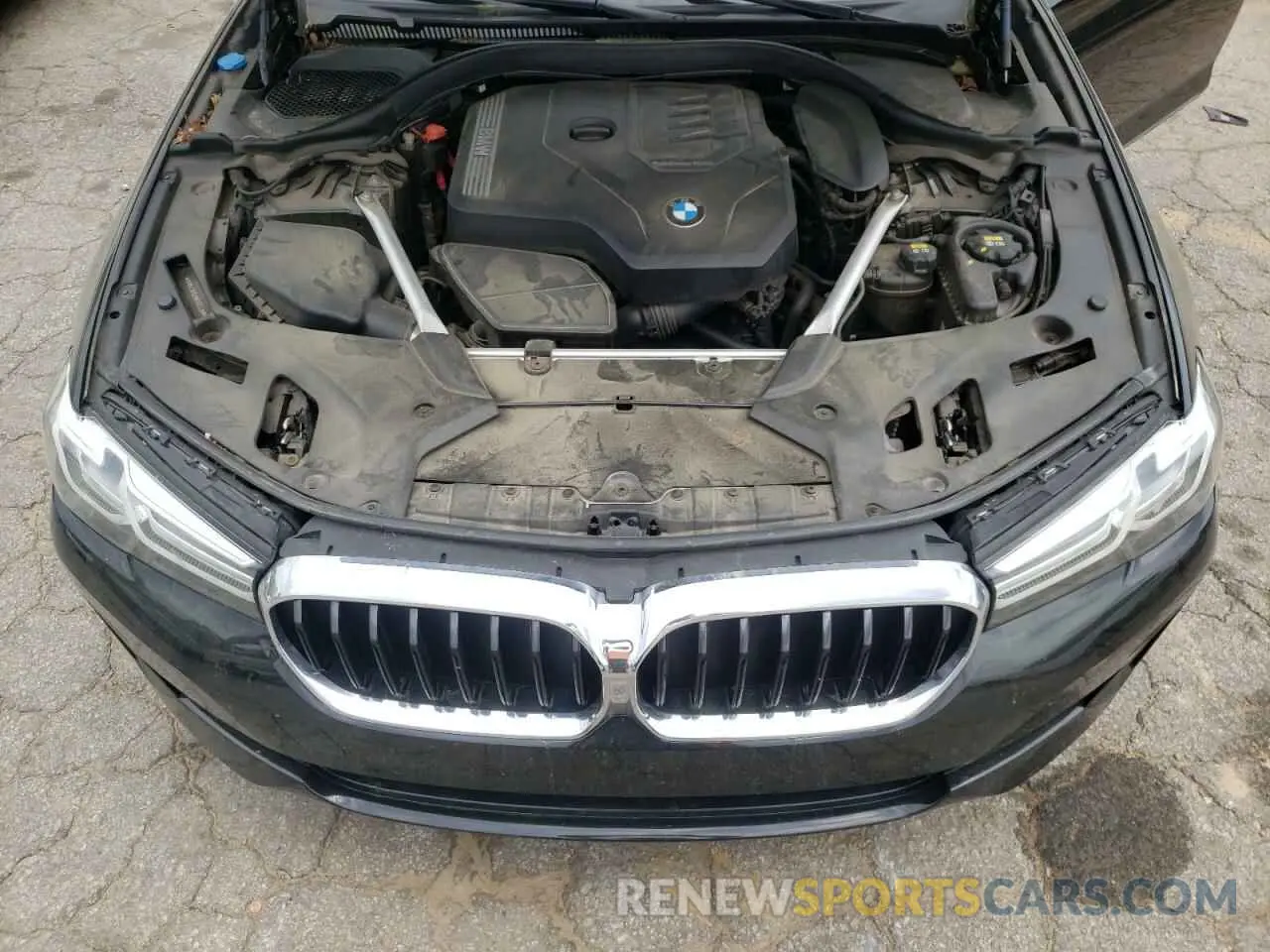 13 fotografías del automóvil dañado WBA13BJ0XMCG07338 BMW 5 SERIES 2021