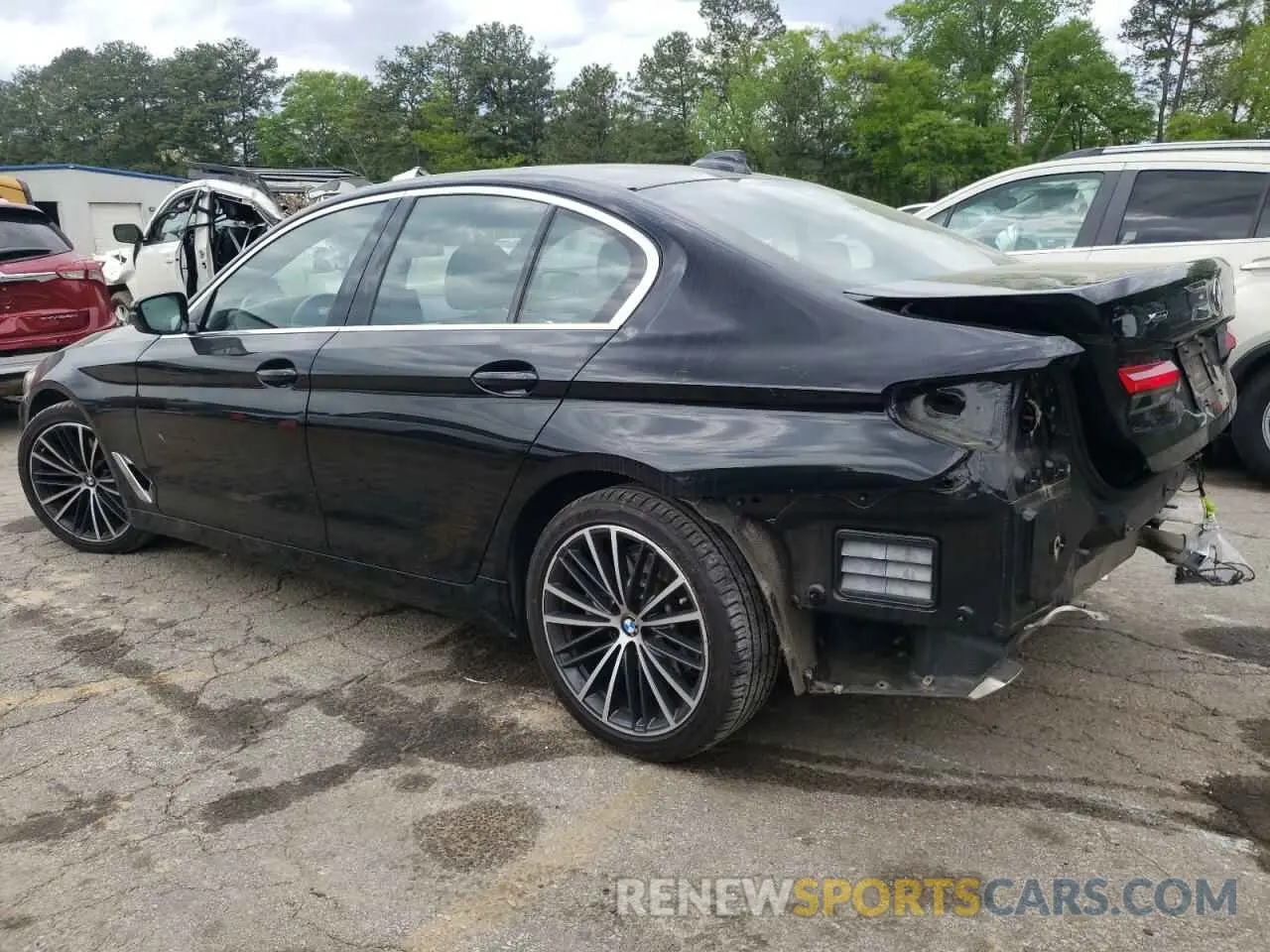 2 fotografías del automóvil dañado WBA13BJ0XMCG07338 BMW 5 SERIES 2021