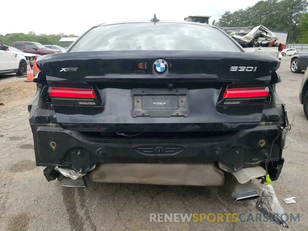 6 fotografías del automóvil dañado WBA13BJ0XMCG07338 BMW 5 SERIES 2021