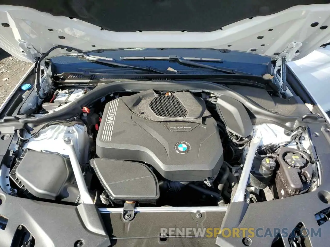 11 fotografías del automóvil dañado WBA13BJ0XMCG82315 BMW 5 SERIES 2021