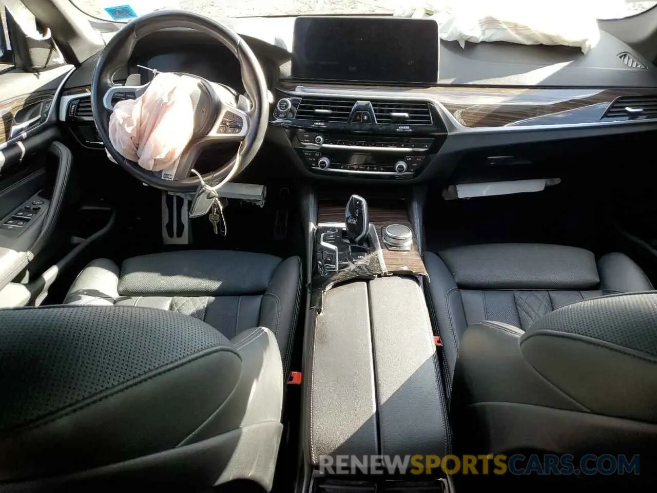 8 fotografías del automóvil dañado WBA13BJ0XMCG82315 BMW 5 SERIES 2021