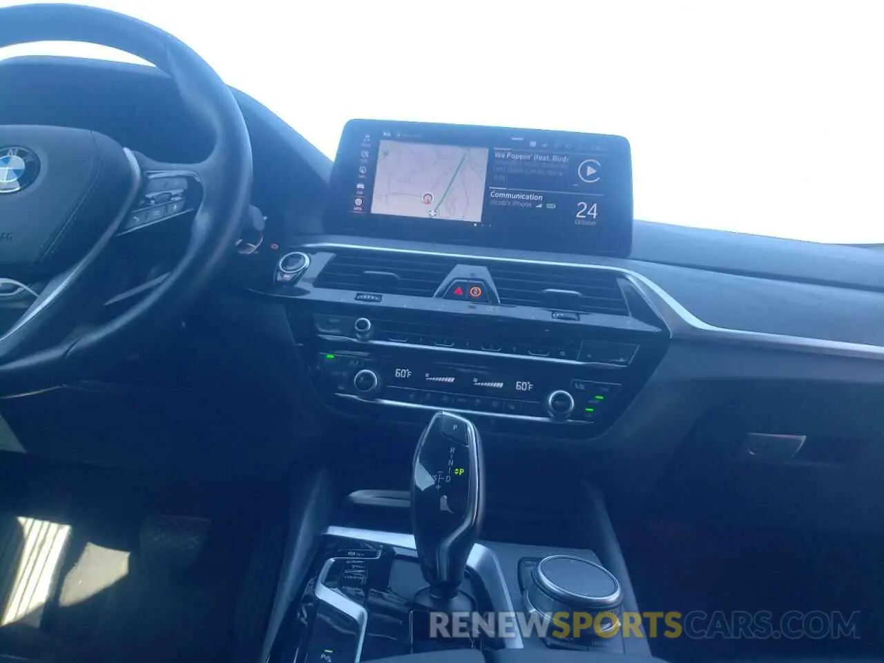 9 fotografías del automóvil dañado WBA13BJ0XMCH14941 BMW 5 SERIES 2021