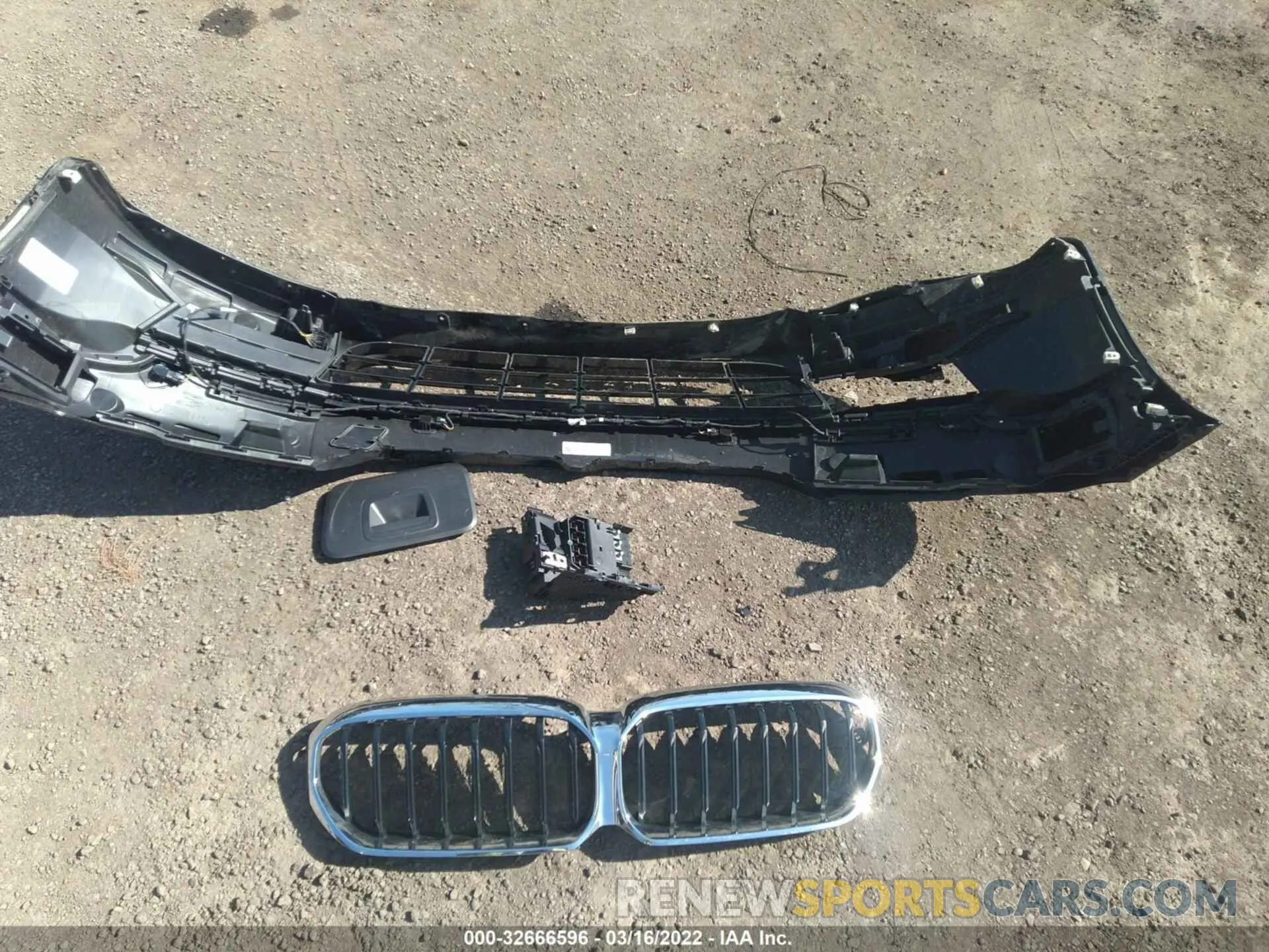 12 fotografías del automóvil dañado WBA13BJ0XMWX23716 BMW 5 SERIES 2021