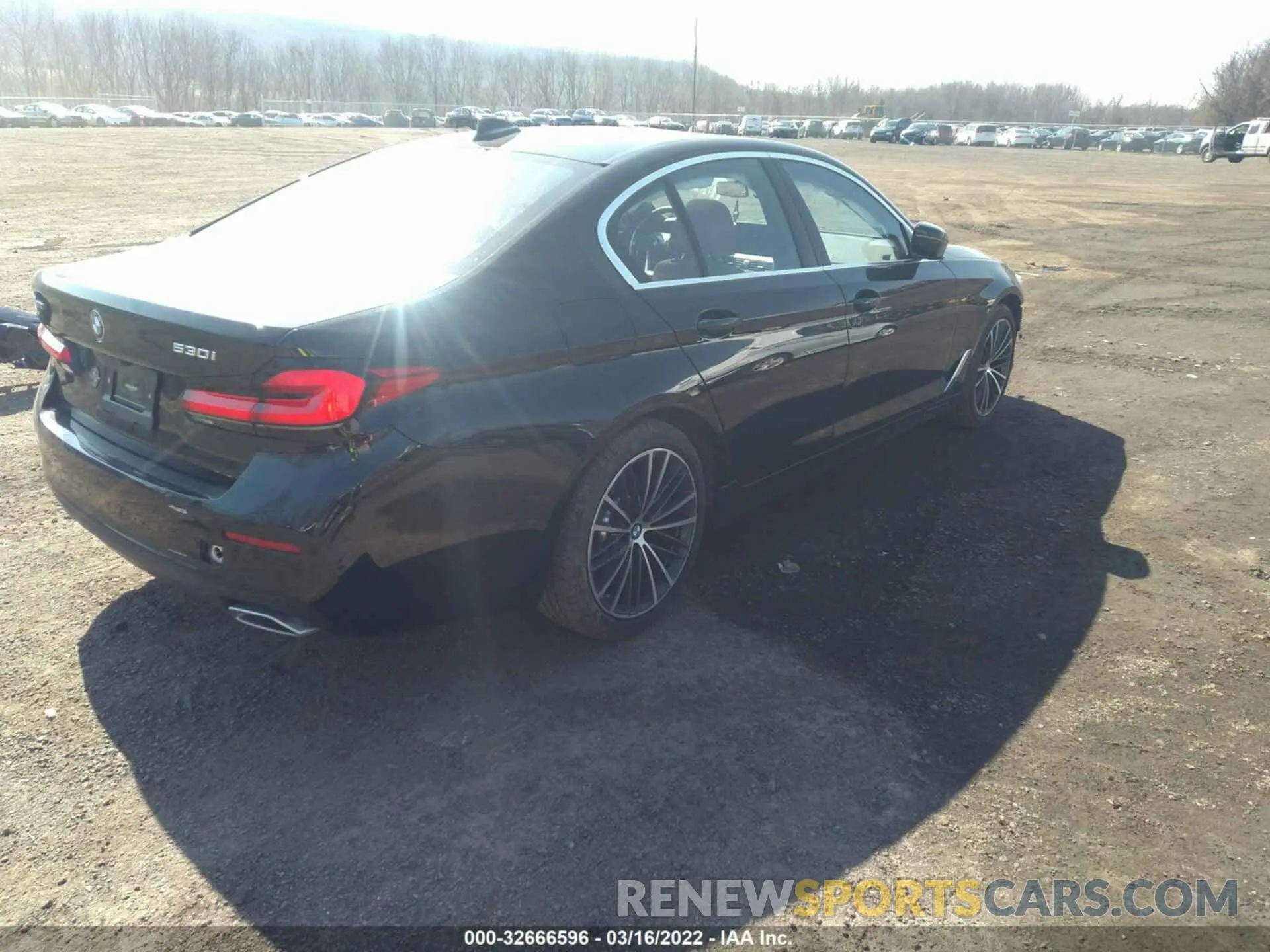 4 fotografías del automóvil dañado WBA13BJ0XMWX23716 BMW 5 SERIES 2021