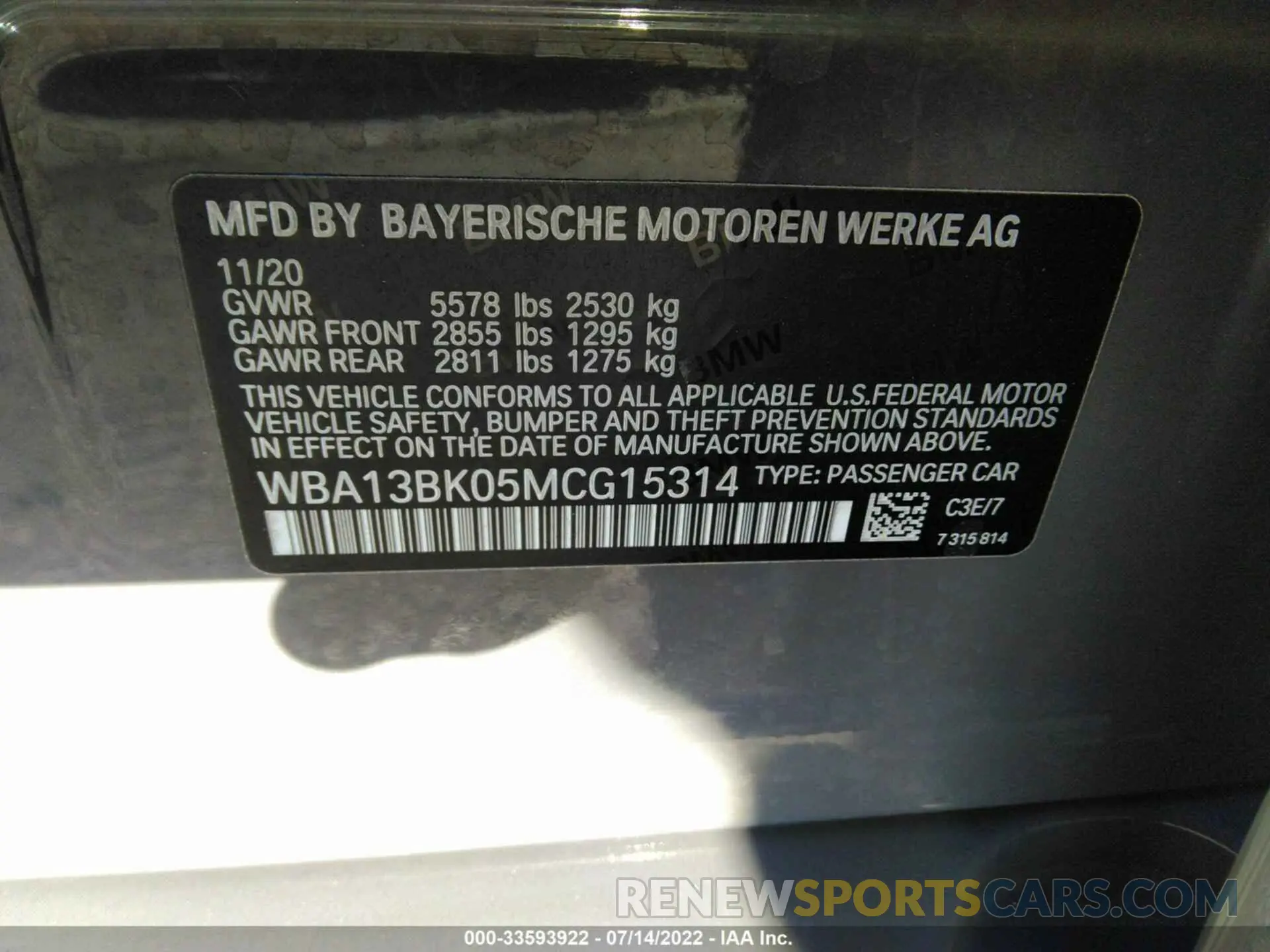 9 fotografías del automóvil dañado WBA13BK05MCG15314 BMW 5 SERIES 2021