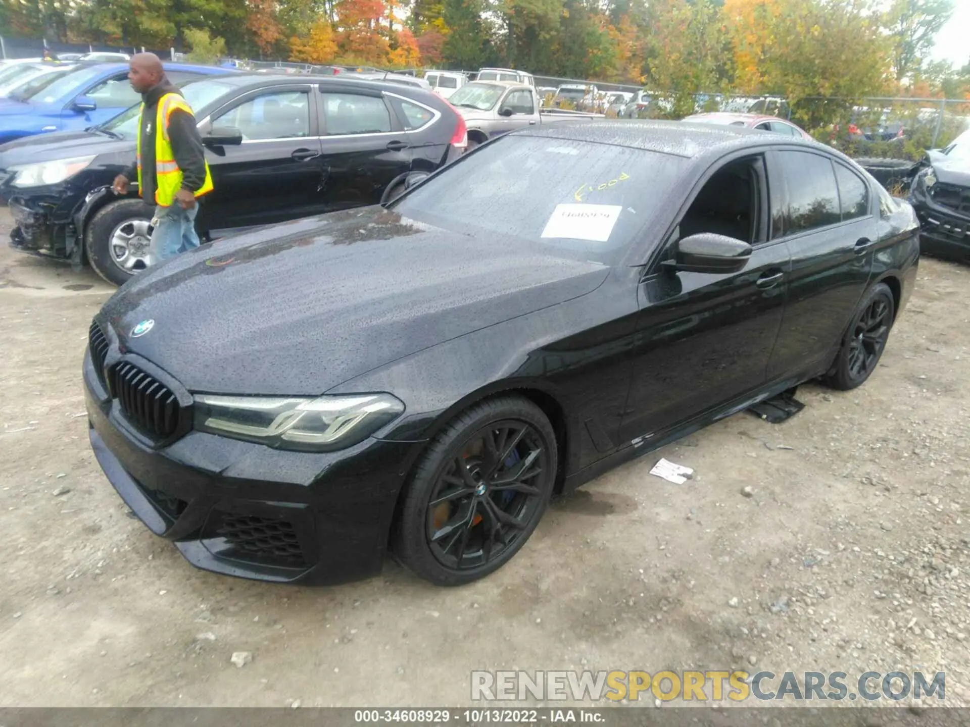 2 fotografías del automóvil dañado WBA13BK0XMCH45668 BMW 5 SERIES 2021