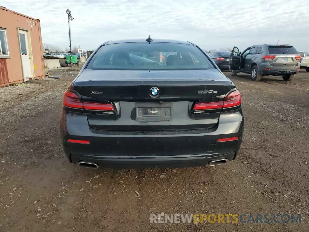 6 fotografías del automóvil dañado WBA33AG06MCF18103 BMW 5 SERIES 2021