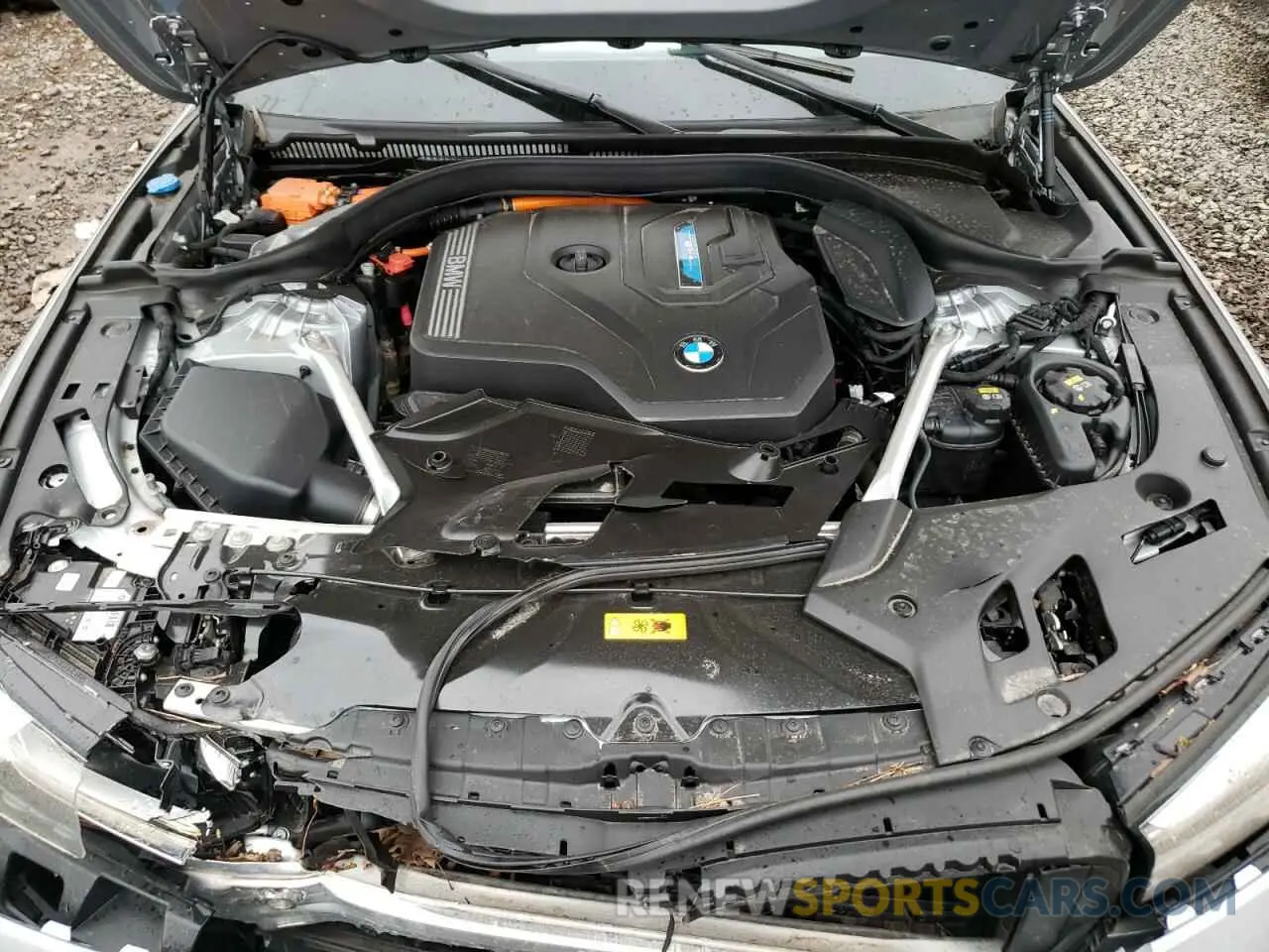 7 fotografías del automóvil dañado WBA33AG08MCF38269 BMW 5 SERIES 2021
