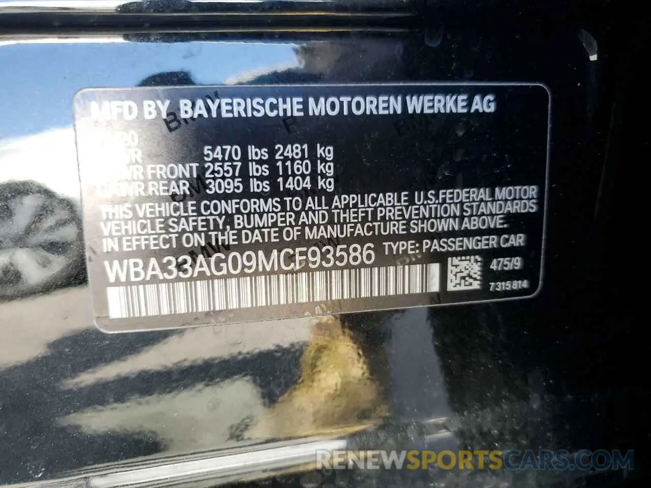 12 fotografías del automóvil dañado WBA33AG09MCF93586 BMW 5 SERIES 2021