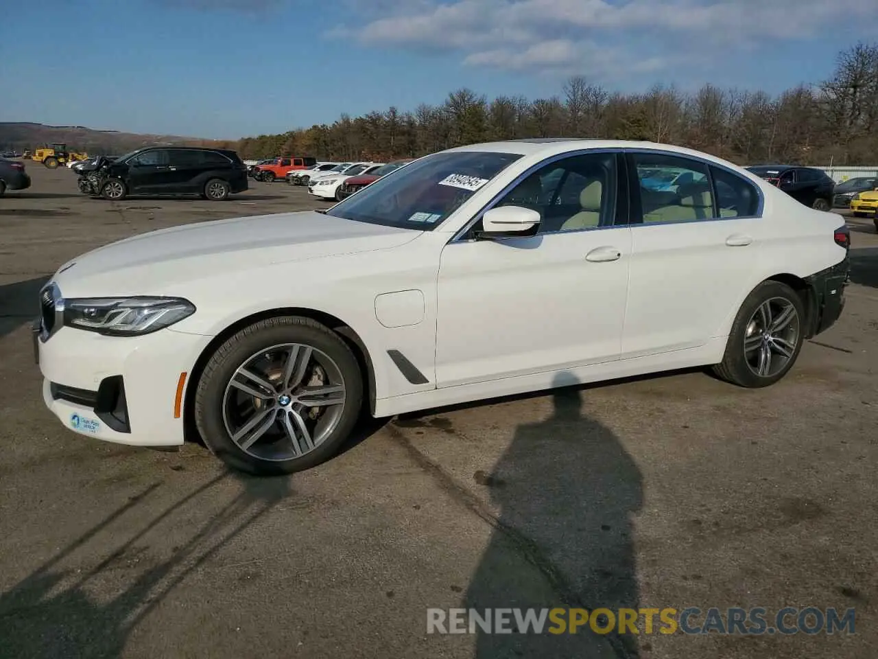 1 fotografías del automóvil dañado WBA33AG0XMCG88870 BMW 5 SERIES 2021