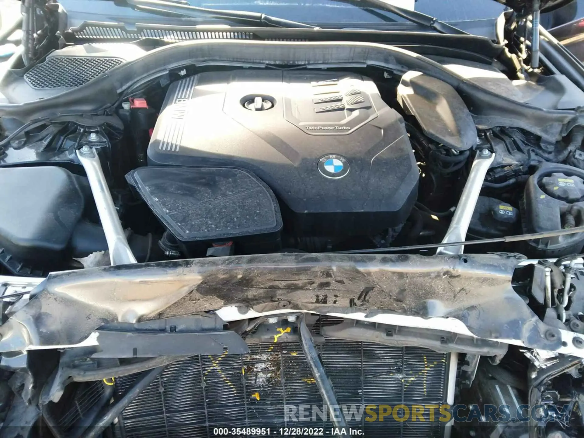 10 fotografías del automóvil dañado WBA53BH00MCF61977 BMW 5 SERIES 2021