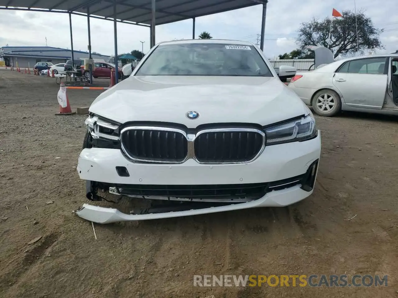 5 fotografías del automóvil dañado WBA53BH00MCF79461 BMW 5 SERIES 2021