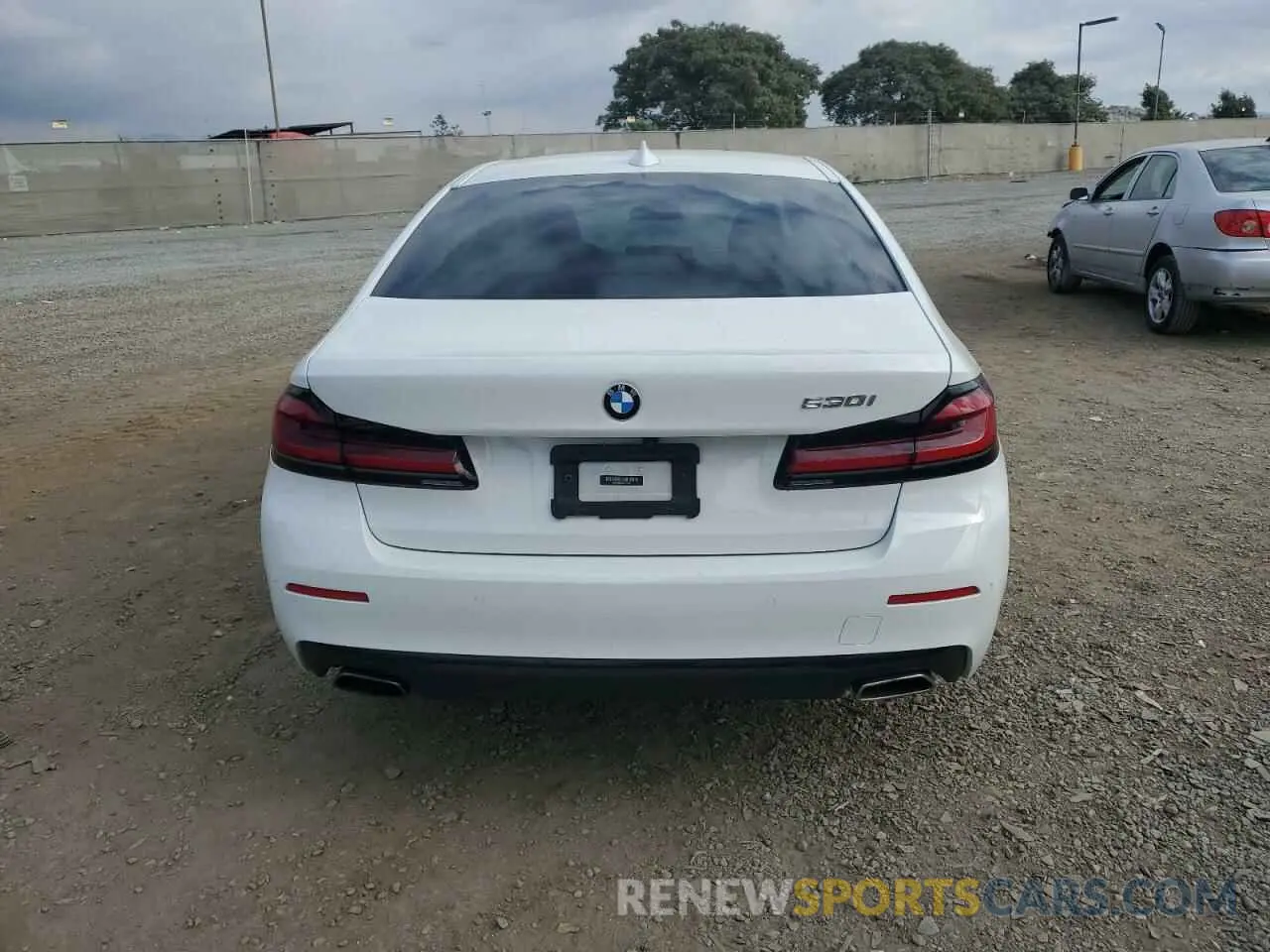 6 fotografías del automóvil dañado WBA53BH00MCF79461 BMW 5 SERIES 2021