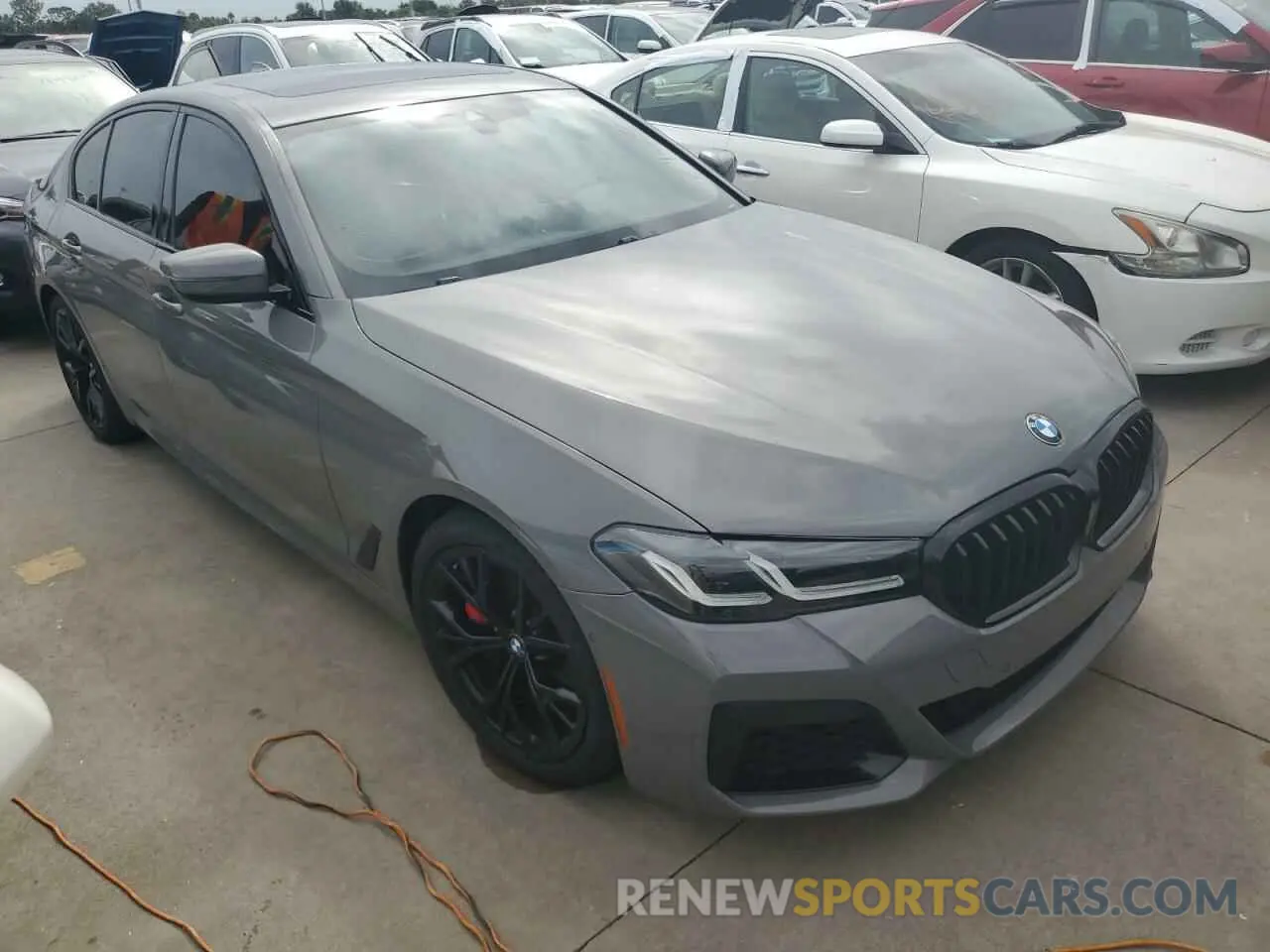 4 fotografías del automóvil dañado WBA53BH00MWX24316 BMW 5 SERIES 2021