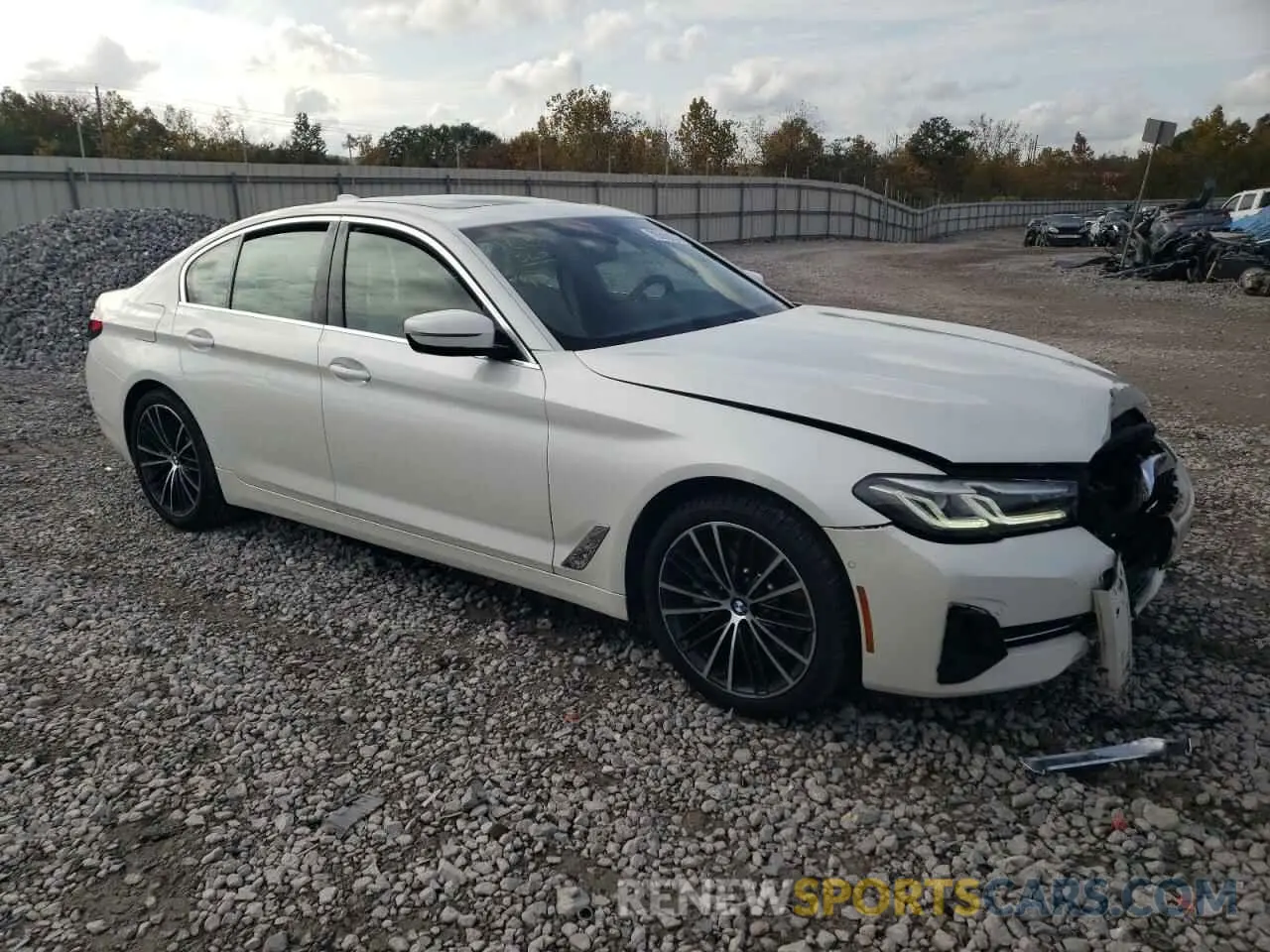 4 fotografías del automóvil dañado WBA53BH01MCF75127 BMW 5 SERIES 2021