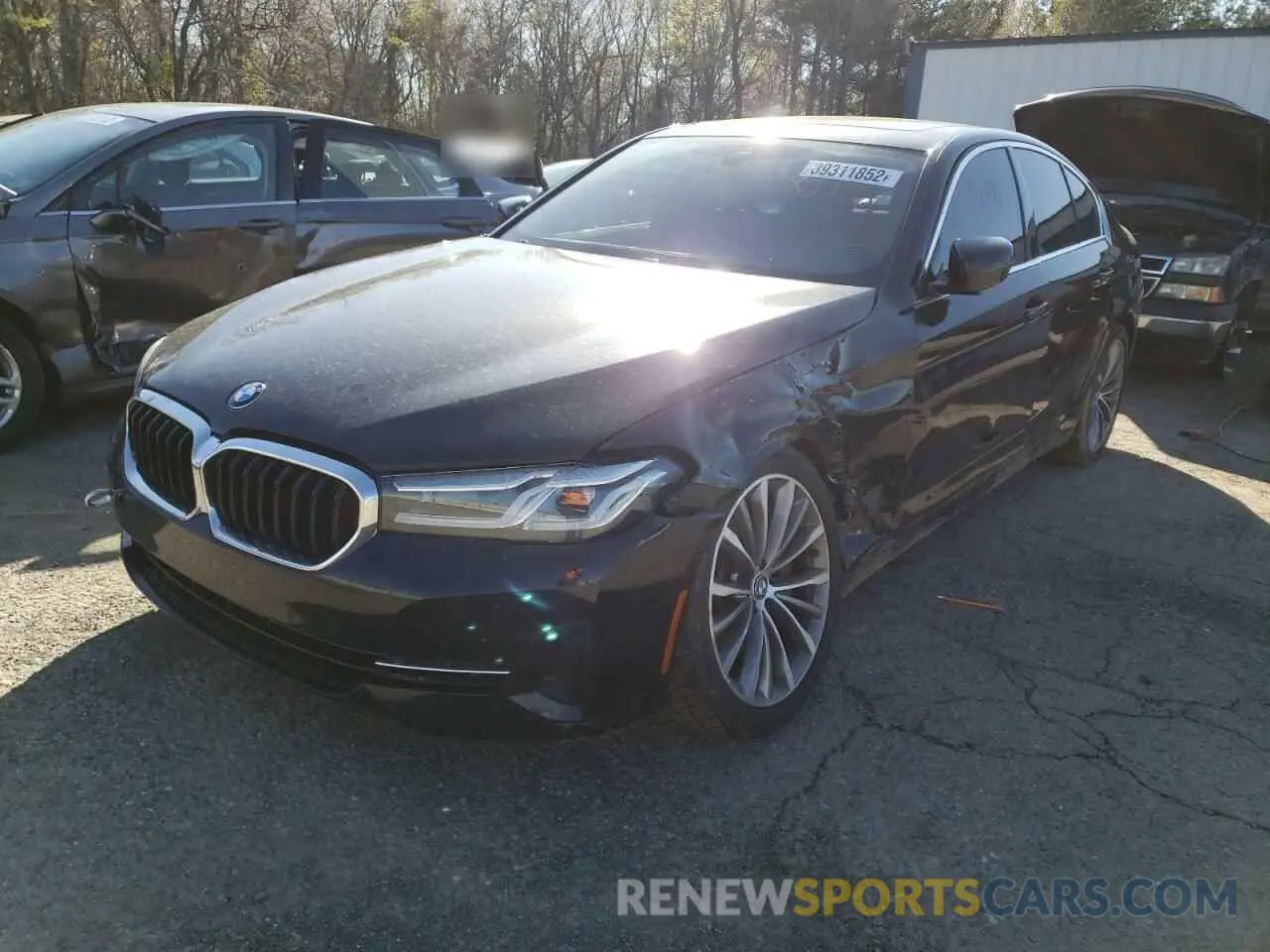 2 fotografías del automóvil dañado WBA53BH01MWX04852 BMW 5 SERIES 2021