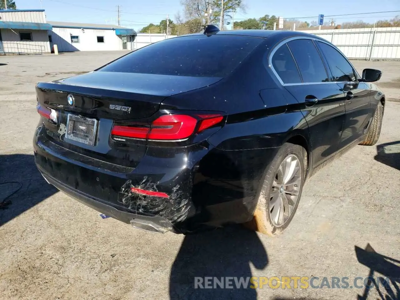 4 fotografías del automóvil dañado WBA53BH01MWX04852 BMW 5 SERIES 2021
