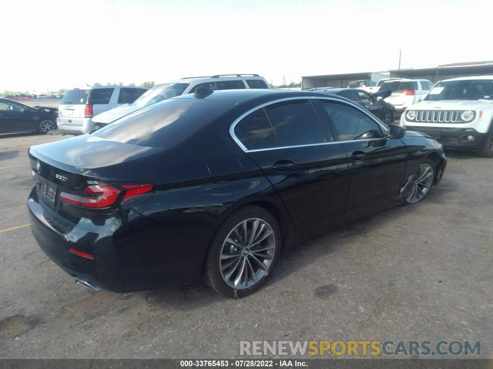 4 fotografías del automóvil dañado WBA53BH02MWX28402 BMW 5 SERIES 2021