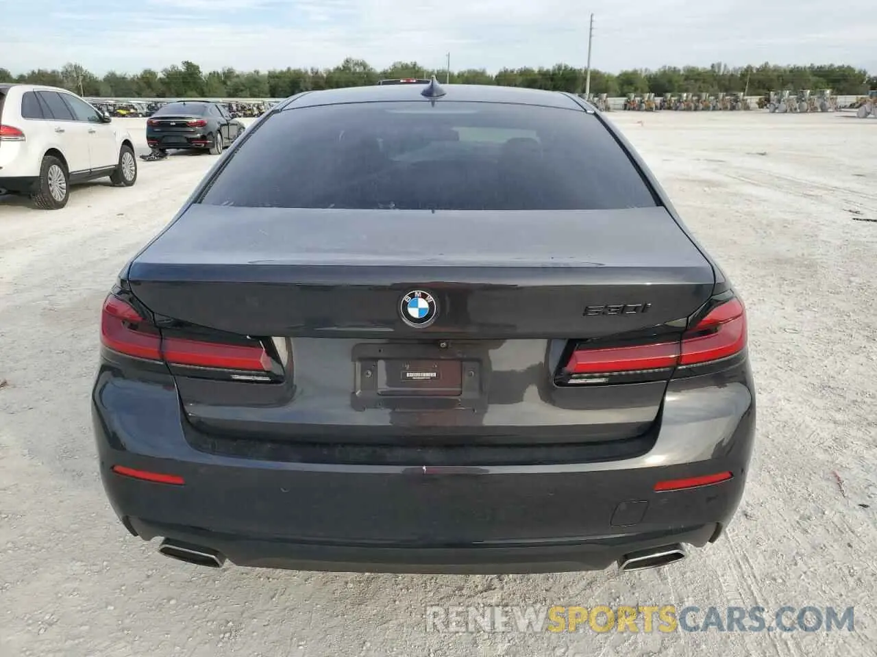 6 fotografías del automóvil dañado WBA53BH03MCF19447 BMW 5 SERIES 2021
