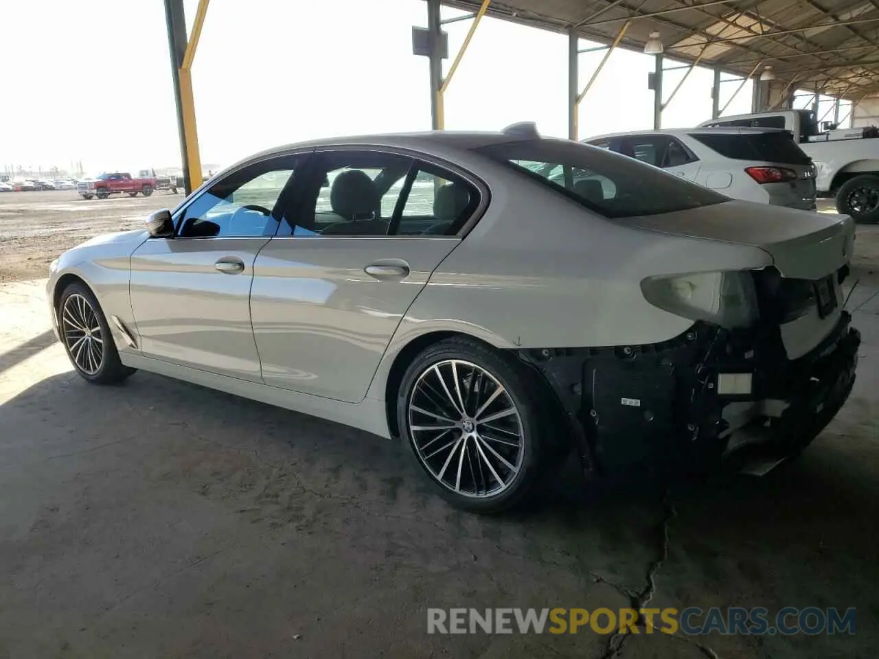2 fotografías del automóvil dañado WBA53BH03MWX09759 BMW 5 SERIES 2021