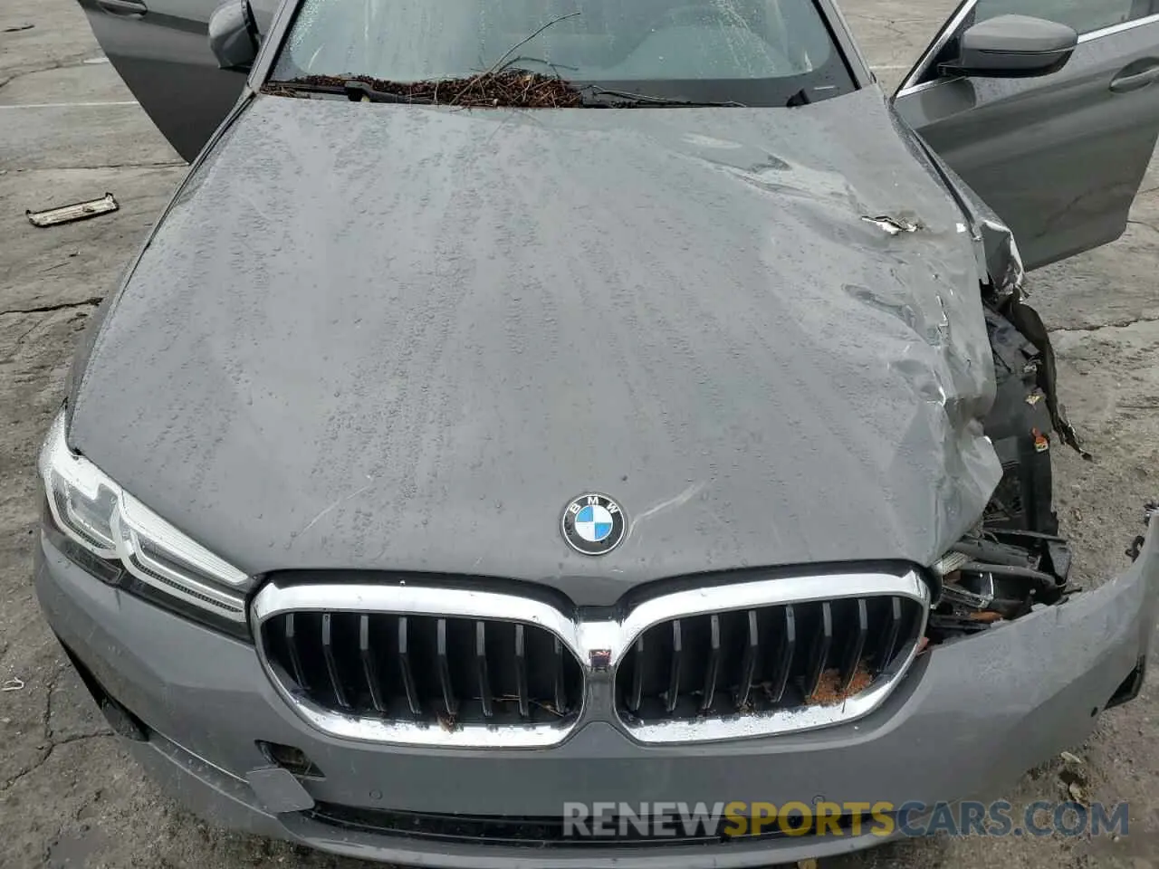13 fotografías del automóvil dañado WBA53BH05MWW96268 BMW 5 SERIES 2021