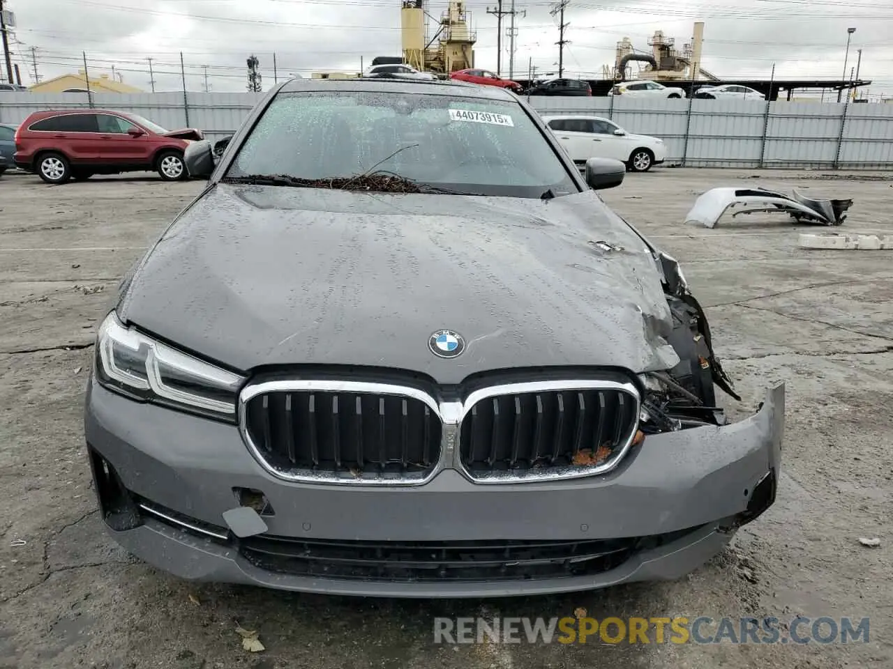 5 fotografías del automóvil dañado WBA53BH05MWW96268 BMW 5 SERIES 2021