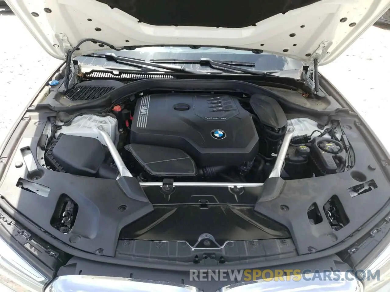 7 fotografías del automóvil dañado WBA53BH05MWX21699 BMW 5 SERIES 2021