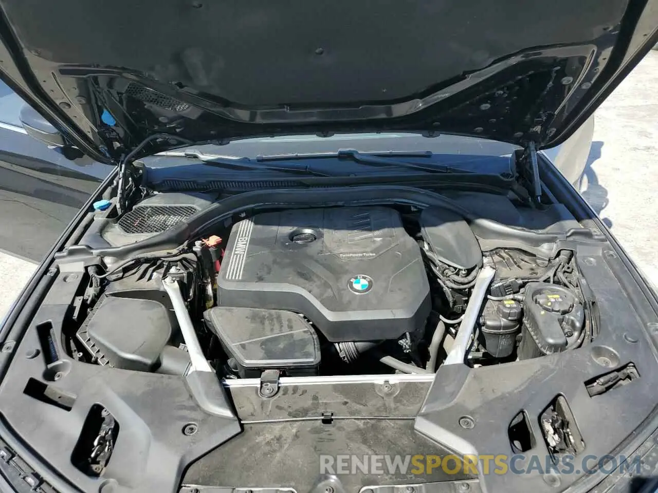 12 fotografías del automóvil dañado WBA53BH06MWW97316 BMW 5 SERIES 2021