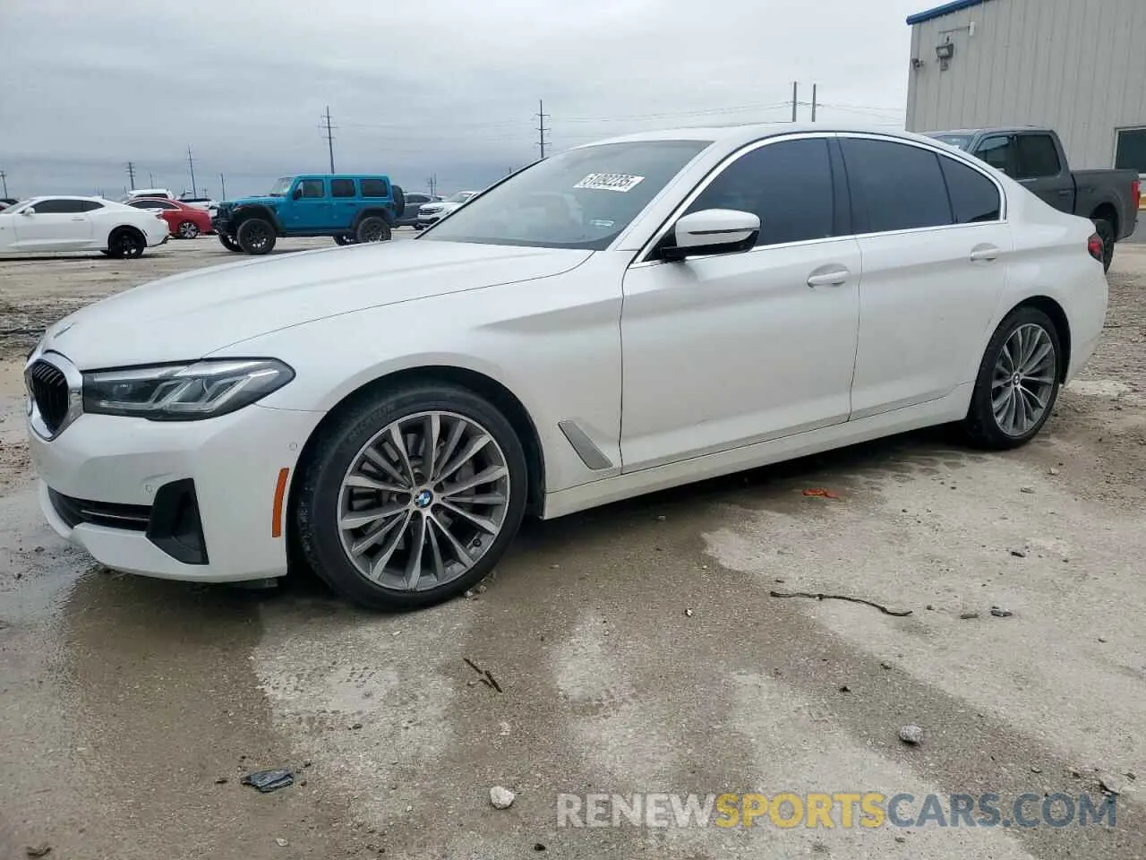 1 fotografías del automóvil dañado WBA53BH07MCF11268 BMW 5 SERIES 2021