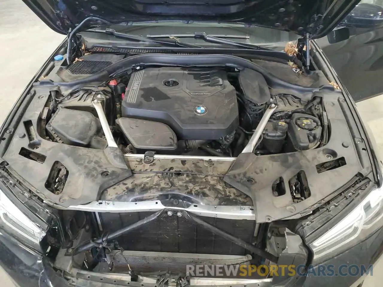 11 fotografías del automóvil dañado WBA53BH07MCF88366 BMW 5 SERIES 2021