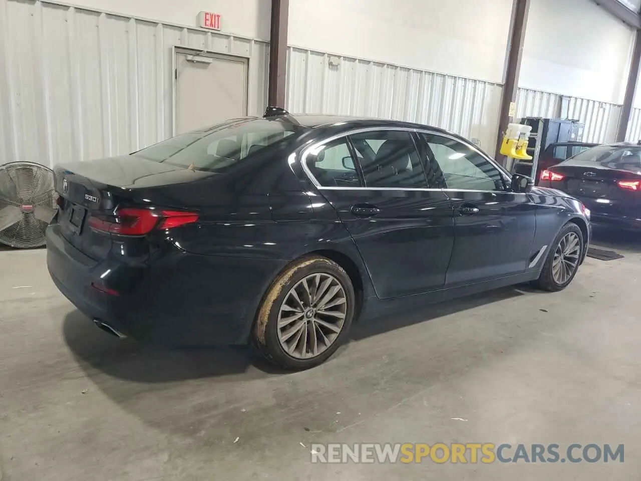 3 fotografías del automóvil dañado WBA53BH07MCF88366 BMW 5 SERIES 2021