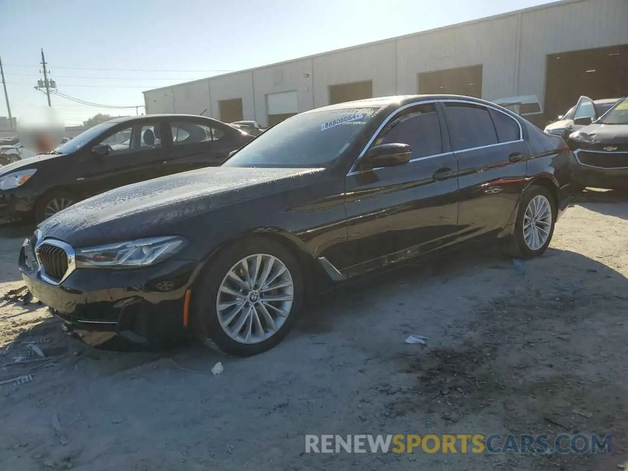 1 fotografías del automóvil dañado WBA53BH08MCF62939 BMW 5 SERIES 2021
