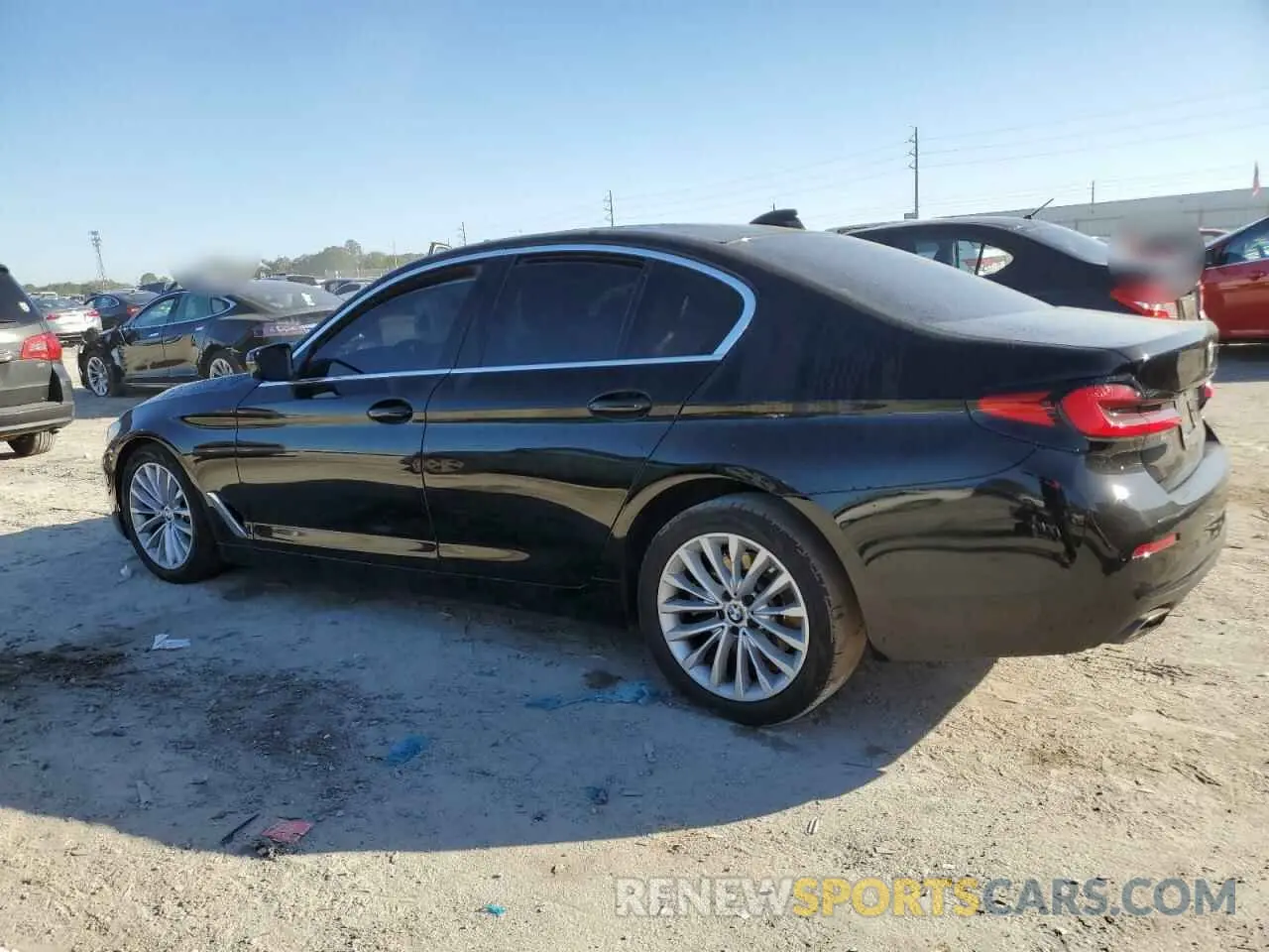 2 fotografías del automóvil dañado WBA53BH08MCF62939 BMW 5 SERIES 2021