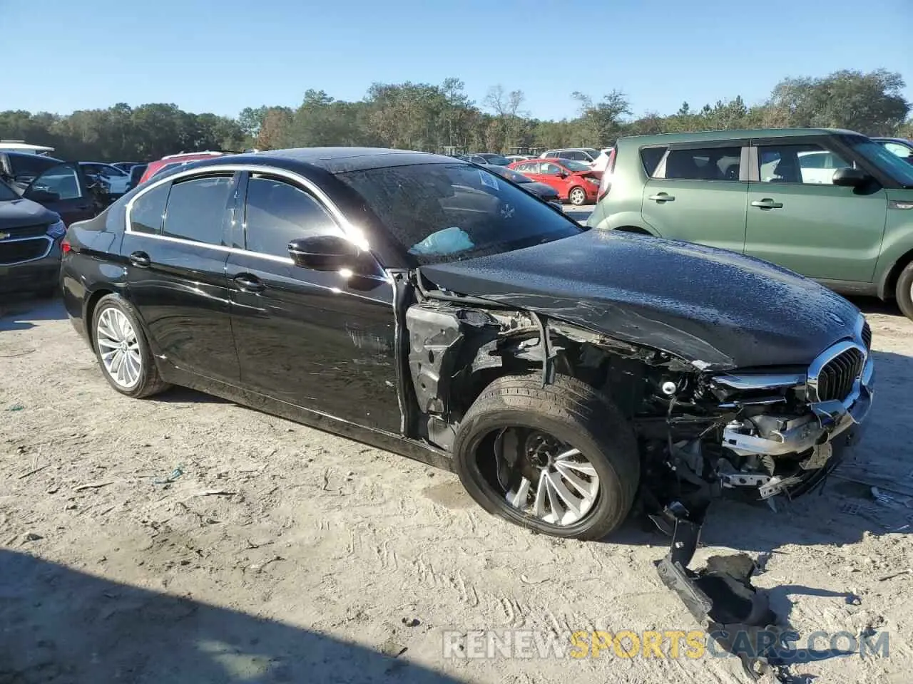 4 fotografías del automóvil dañado WBA53BH08MCF62939 BMW 5 SERIES 2021