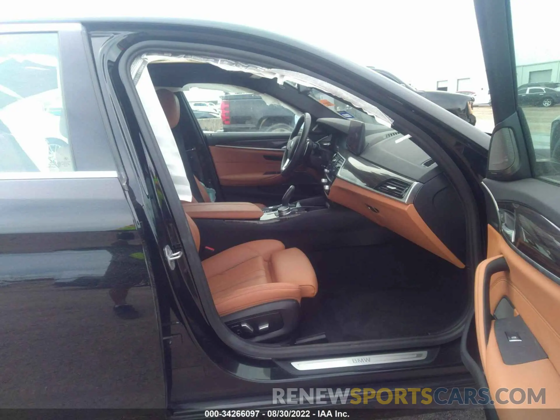 5 fotografías del automóvil dañado WBA53BH09MCF22790 BMW 5 SERIES 2021