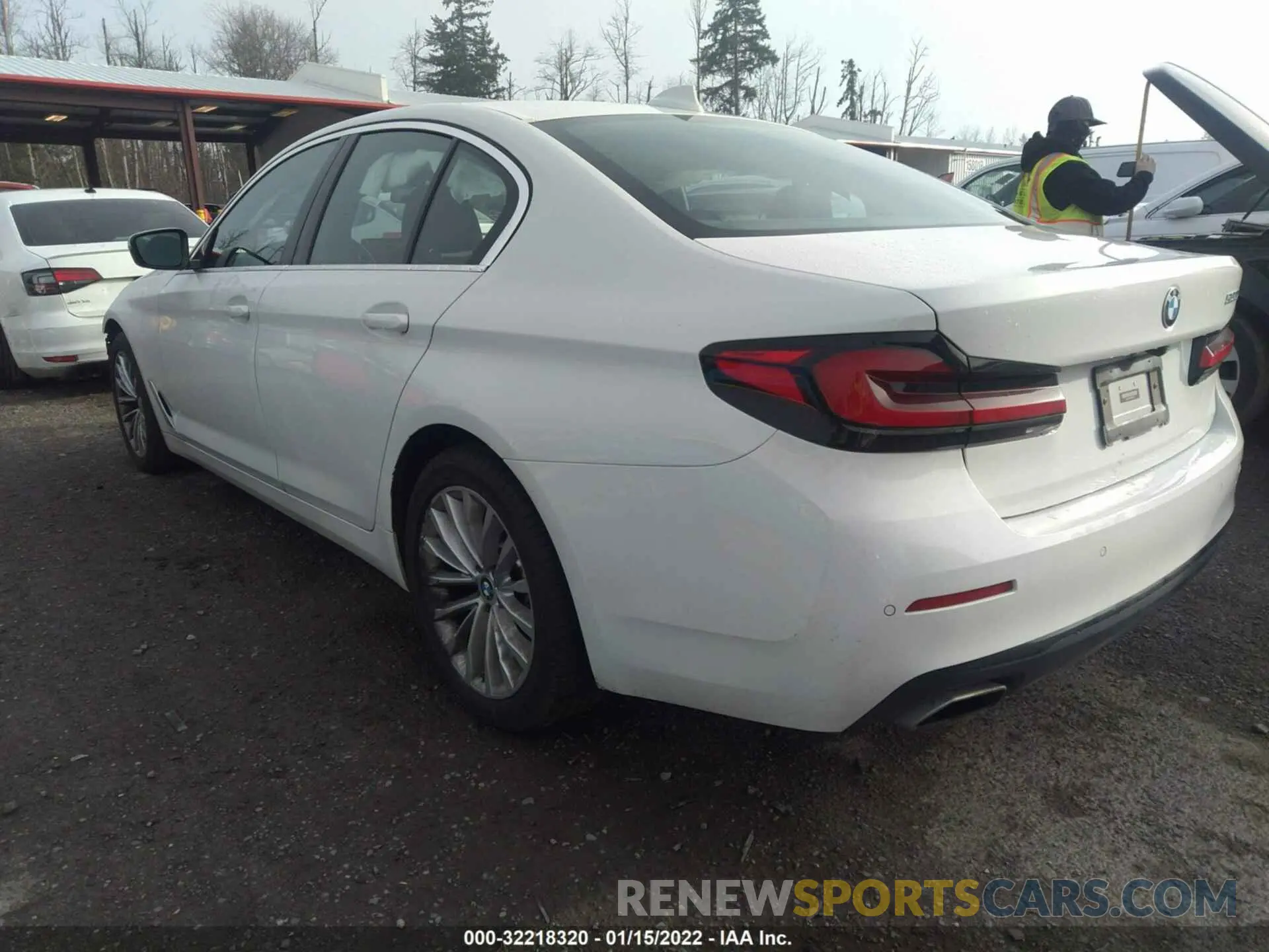 3 fotografías del automóvil dañado WBA53BH0XMCF69035 BMW 5 SERIES 2021
