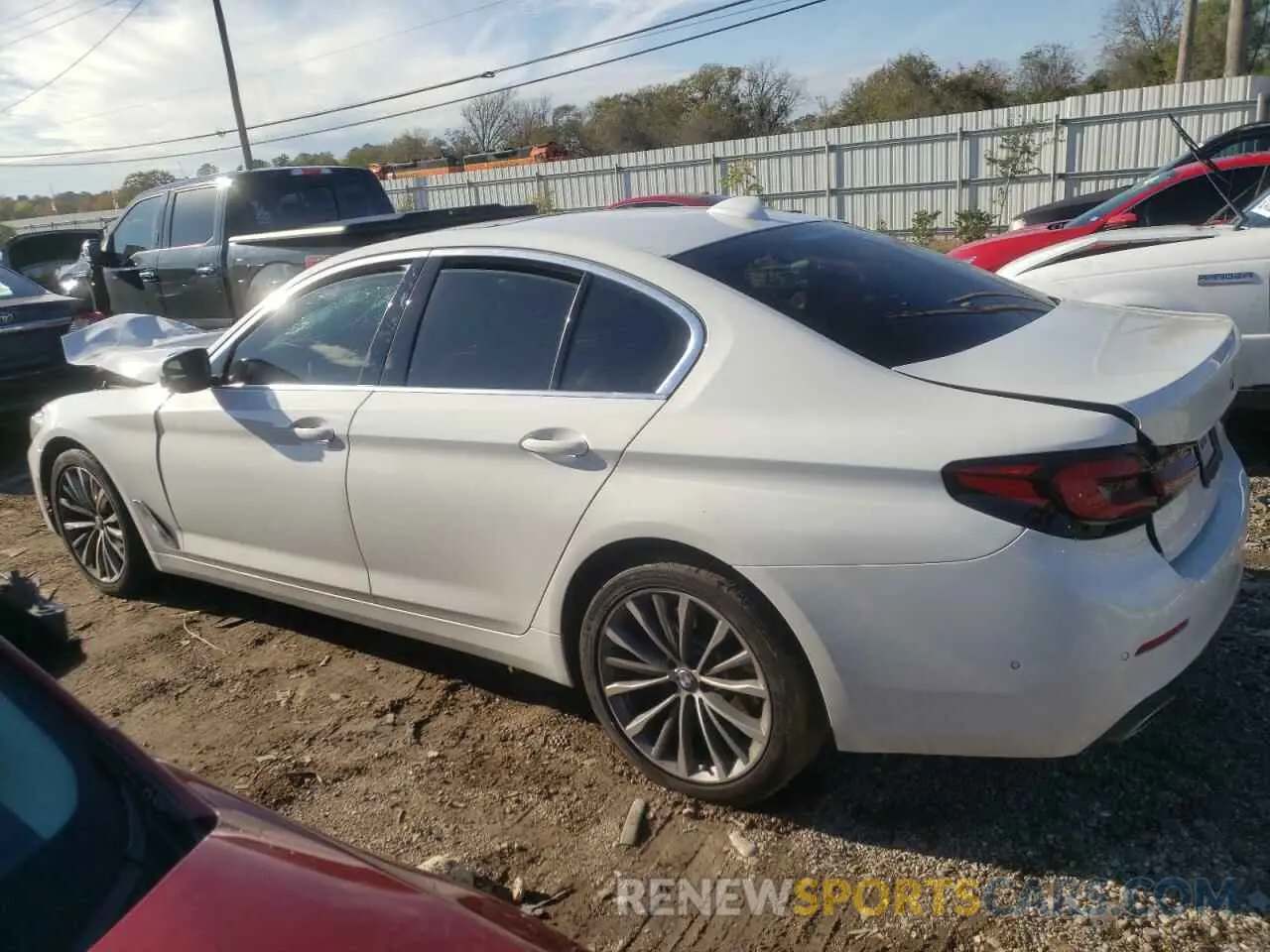 2 fotografías del automóvil dañado WBA53BJ01MWX02769 BMW 5 SERIES 2021