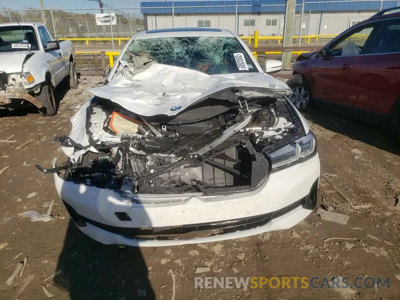 5 fotografías del automóvil dañado WBA53BJ01MWX02769 BMW 5 SERIES 2021
