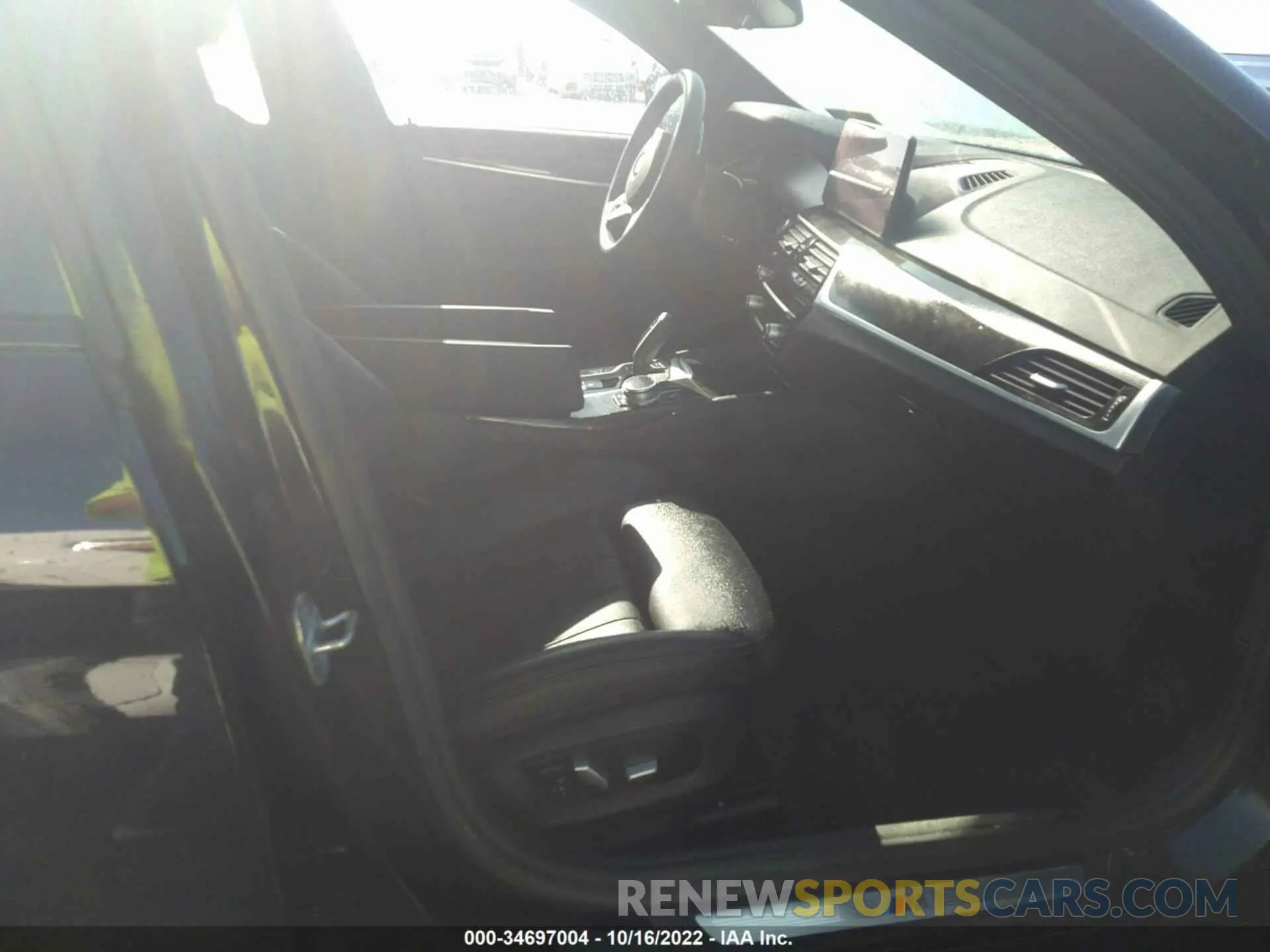 5 fotografías del automóvil dañado WBA53BJ02MCF39912 BMW 5 SERIES 2021