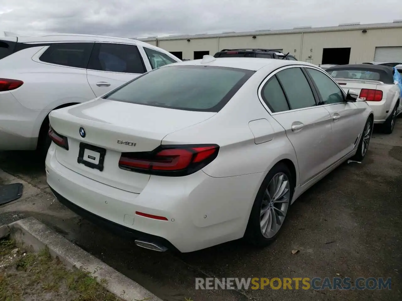 4 fotografías del automóvil dañado WBA53BJ02MCF92285 BMW 5 SERIES 2021