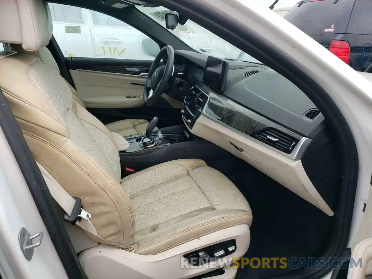 5 fotografías del automóvil dañado WBA53BJ02MCF92285 BMW 5 SERIES 2021