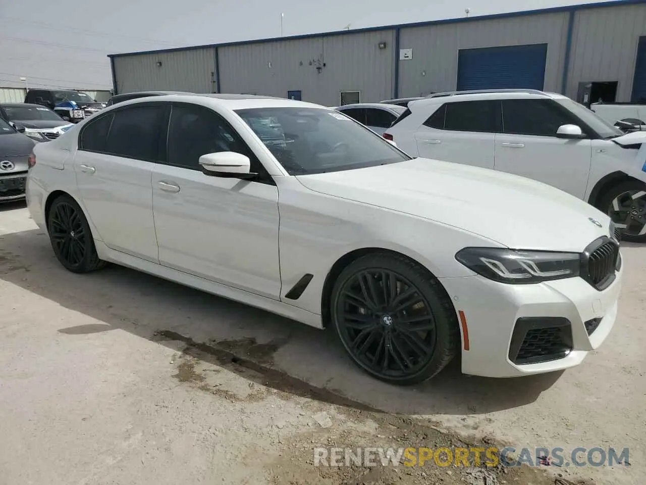 4 fotografías del automóvil dañado WBA53BJ02MWW89420 BMW 5 SERIES 2021