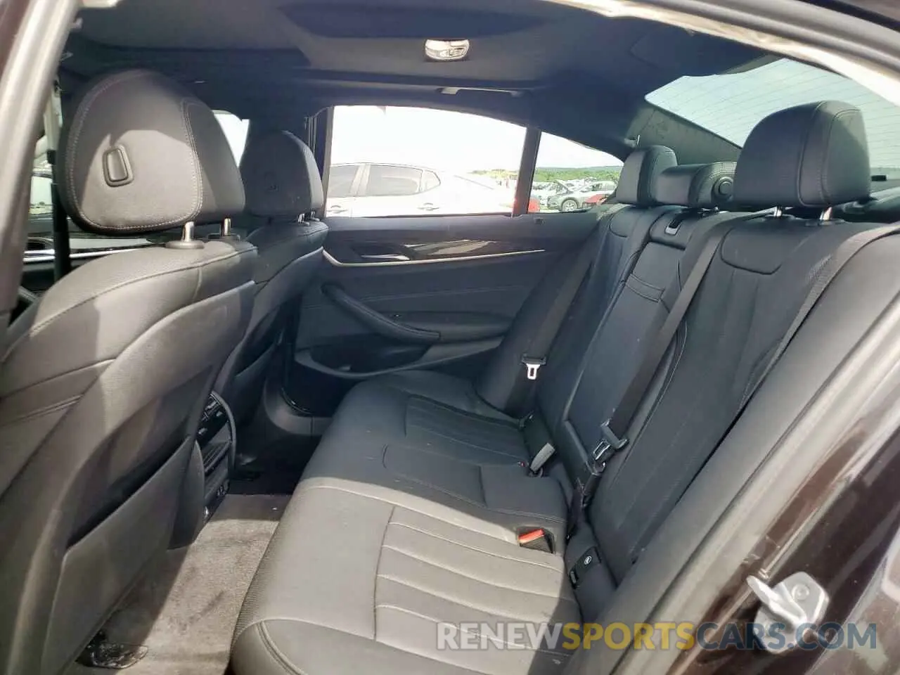 10 fotografías del automóvil dañado WBA53BJ05MWX21583 BMW 5 SERIES 2021
