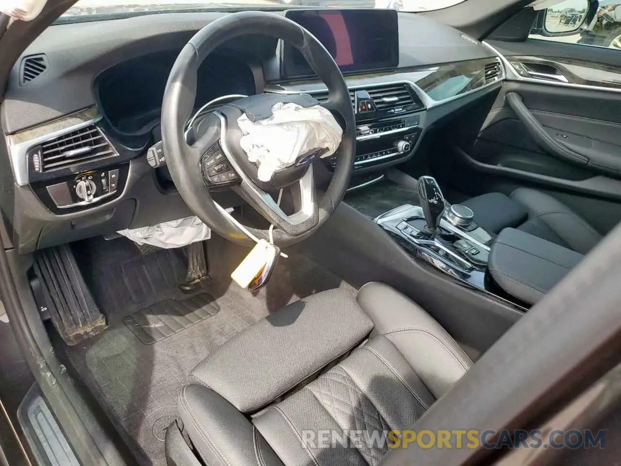 8 fotografías del automóvil dañado WBA53BJ05MWX21583 BMW 5 SERIES 2021