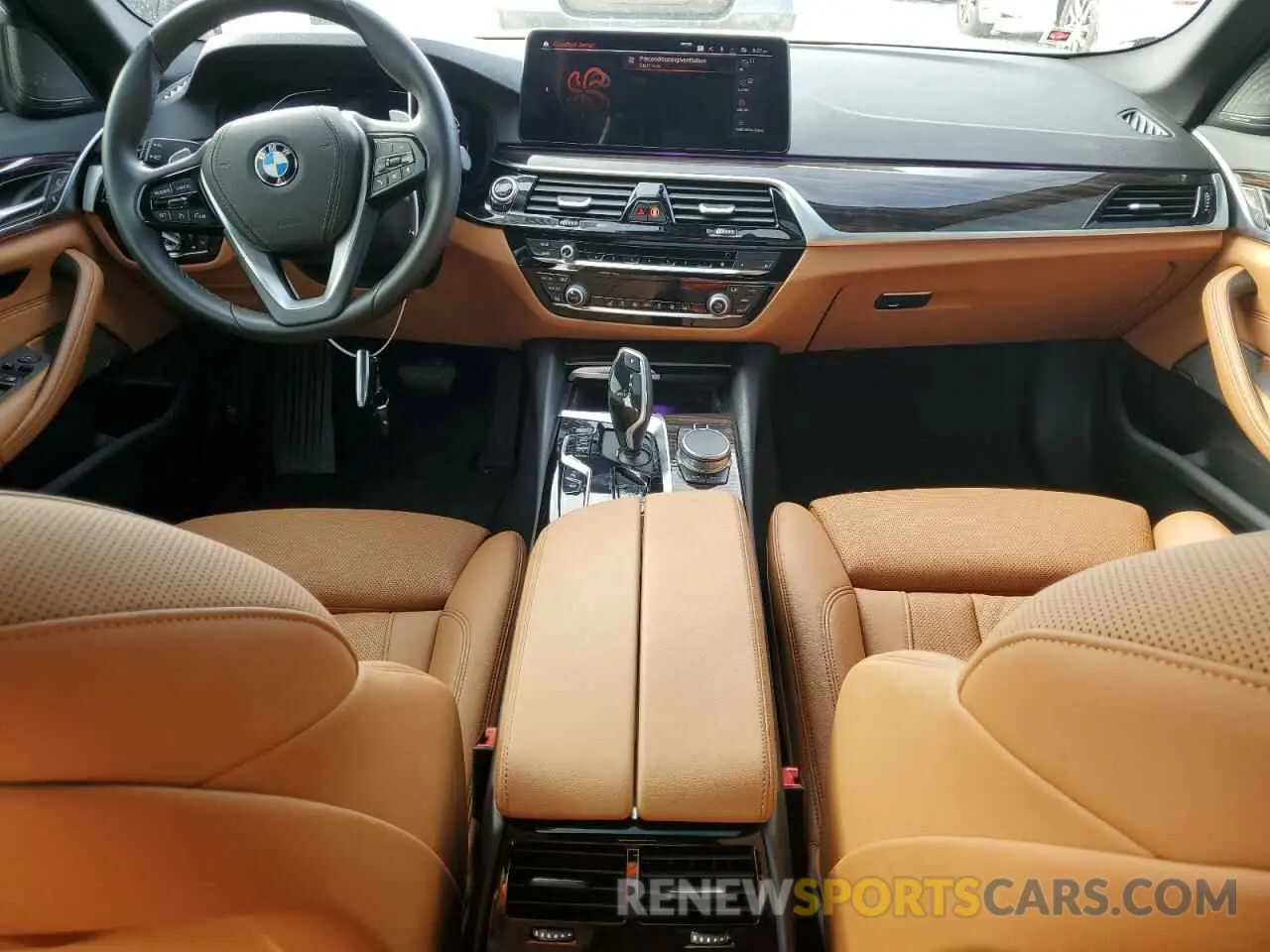 8 fotografías del automóvil dañado WBA53BJ0XMWX06030 BMW 5 SERIES 2021