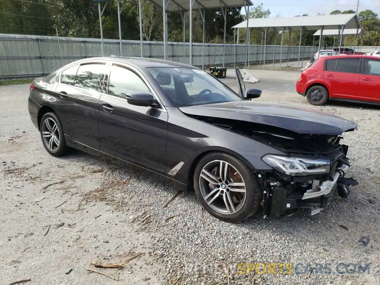 4 fotografías del automóvil dañado WBA53BJ0XMWX27427 BMW 5 SERIES 2021